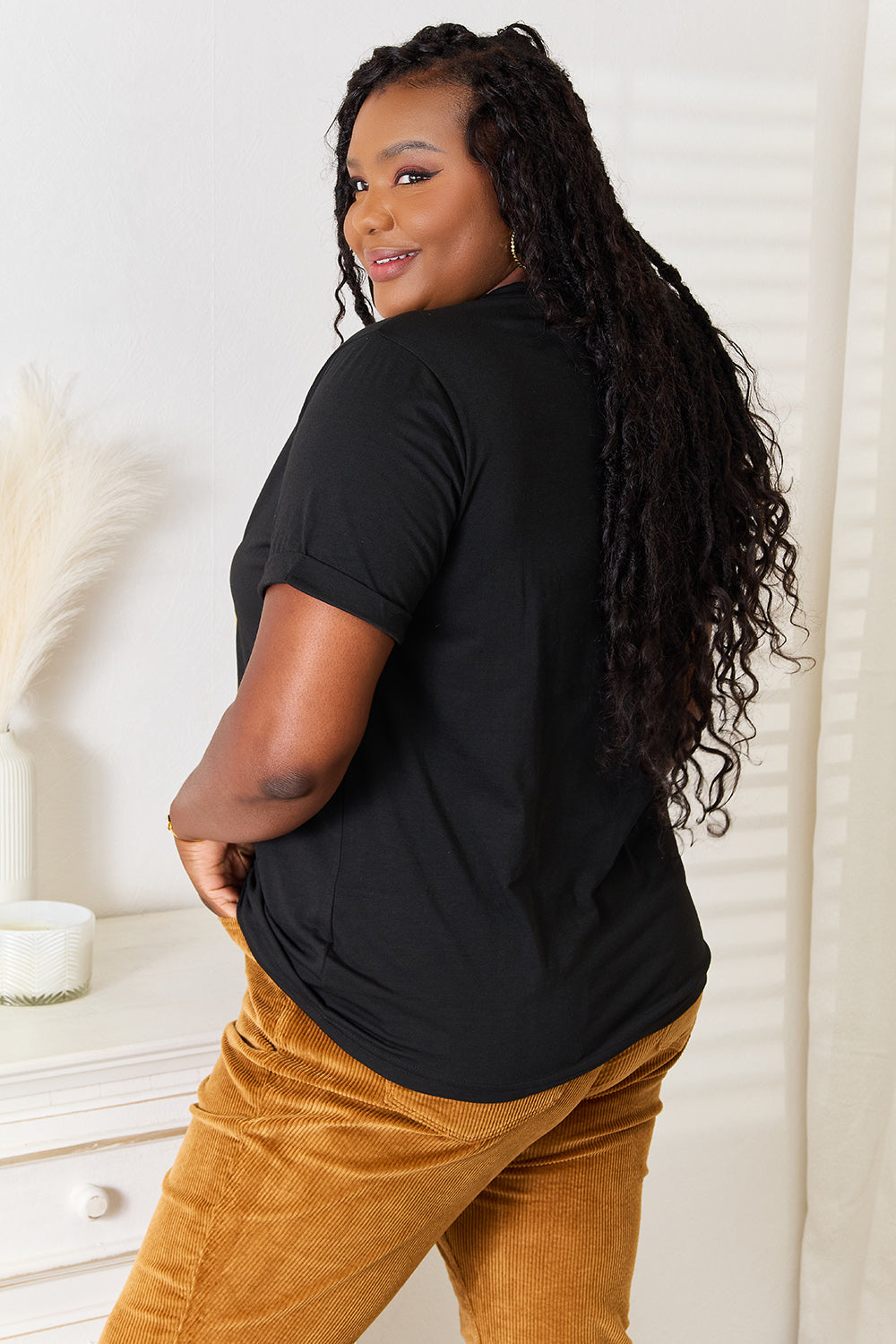Be Kind Black Graphic Tee