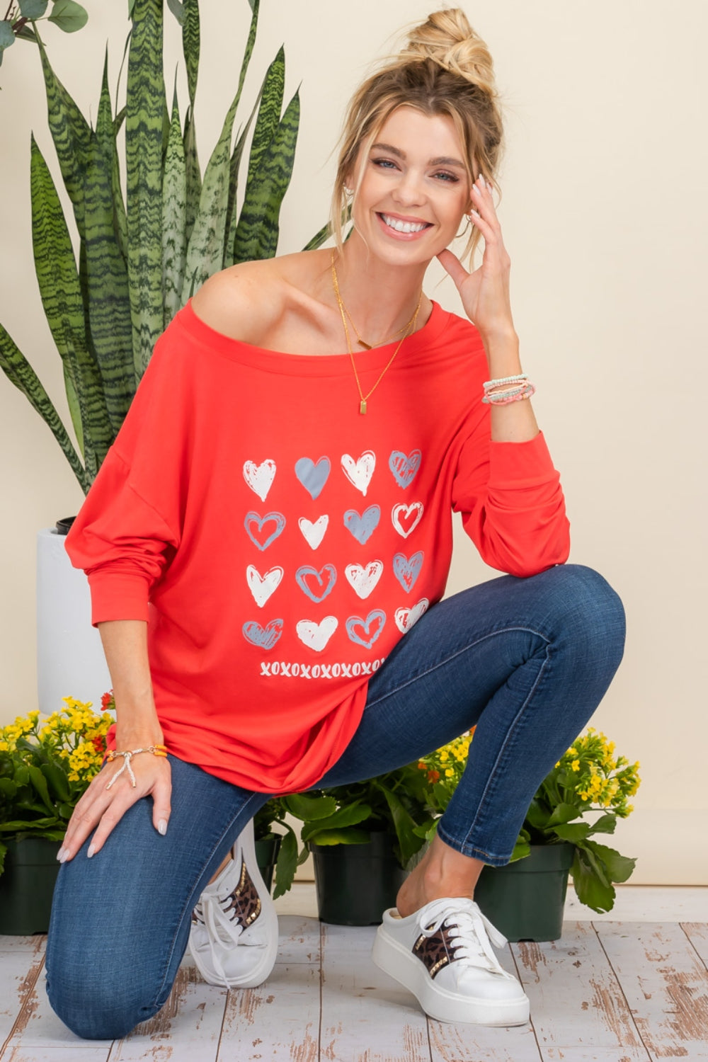 Heart Graphic Red Long Sleeve T-Shirt